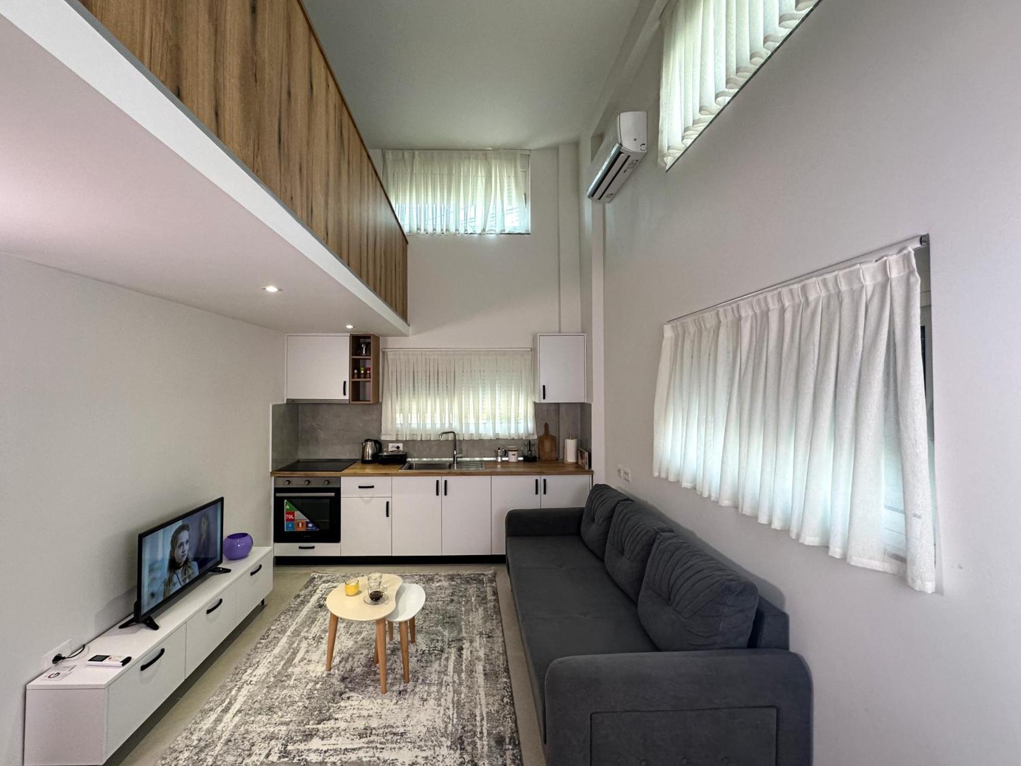 Home Select Tirana 2 外观 照片