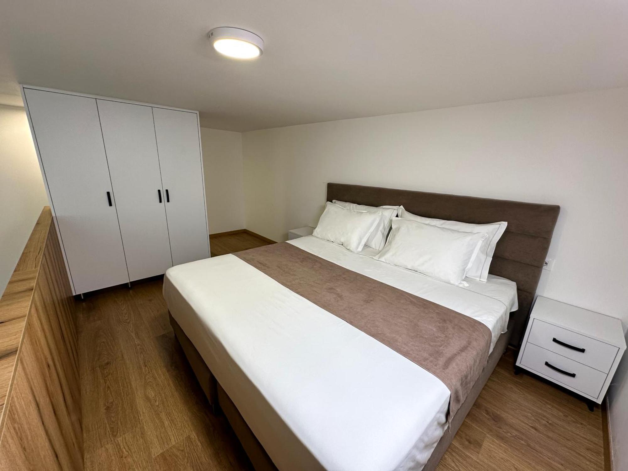 Home Select Tirana 2 外观 照片